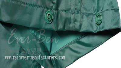 Breathable rain suit sleeves